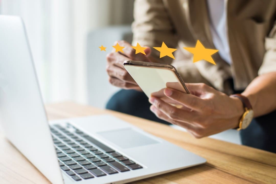 Medicare beneficiary leaving a review for Medicare insurance agency