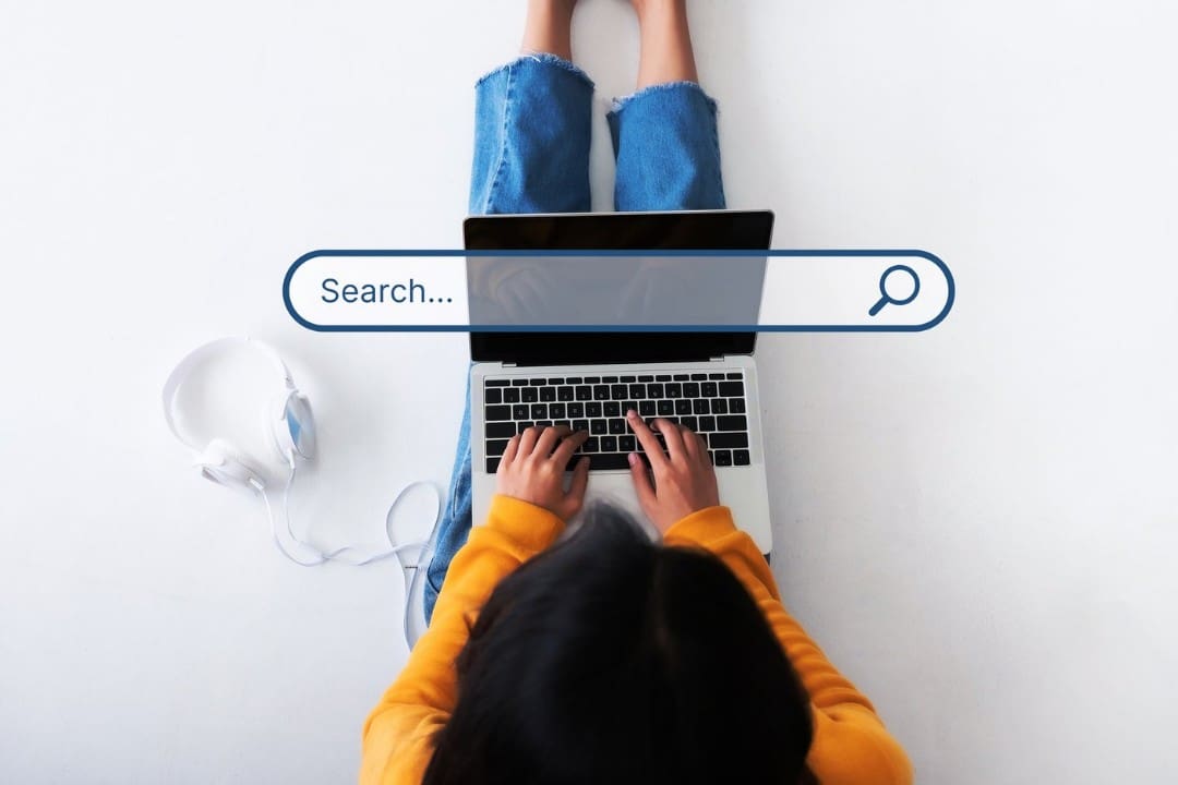 Woman doing a Google search for medicare insurance